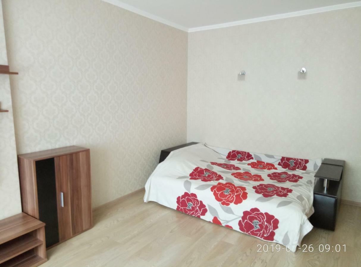 Люкс Апартаменты На Позняках Kiev Exterior foto